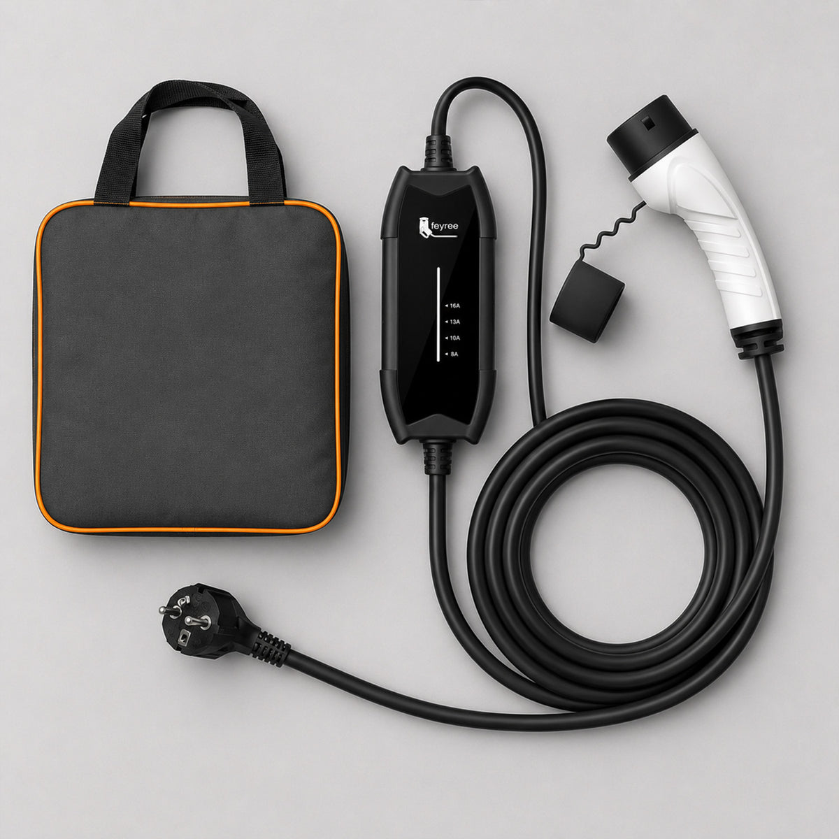 Chargeur portable Type 2 3,5 kW avec son sac de rangement, câble enroulé et connecteur Type 2
