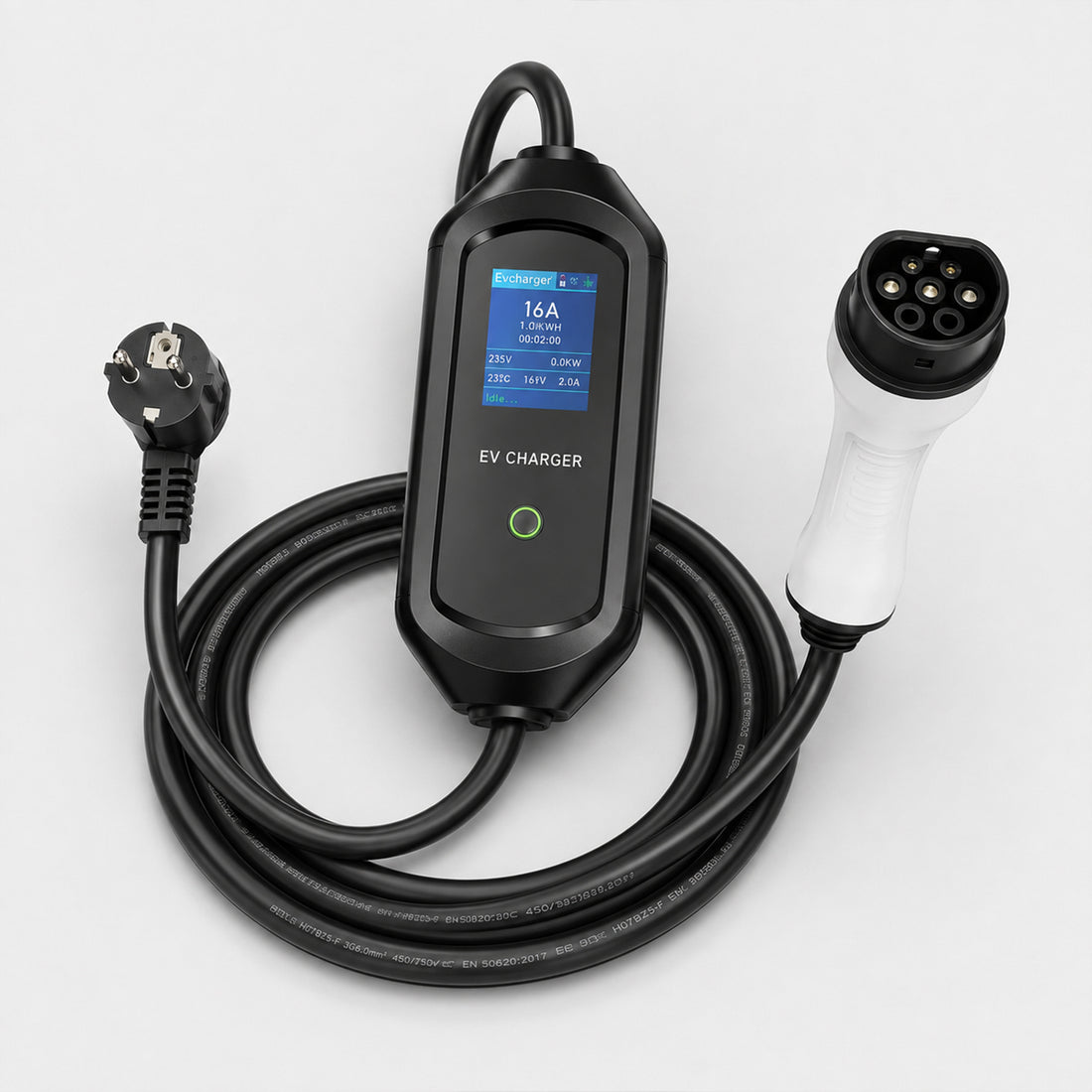 Chargeur nomade Type 2 EZEVEN-EV 3,5 kW avec boîtier de commande, câble noir enroulé, prise Schuko et connecteur Type 2